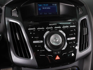 Хетчбэк Ford Focus 2012 года, 940000 рублей, Минеральные Воды