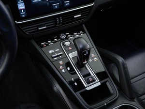 Внедорожник Porsche Cayenne Coupe 2020 года, 8023444 рублей, Москва
