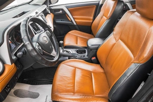 Внедорожник Toyota RAV4 2018 года, 2639000 рублей, Барнаул