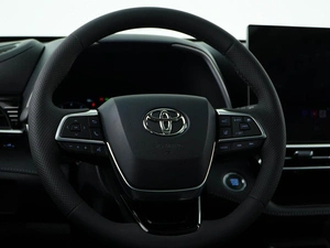 Внедорожник Toyota Highlander 2026 года, 5398999 рублей, Москва