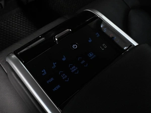 Седан Toyota Camry 2018 года, 3079000 рублей, Аксай
