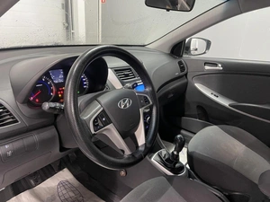 Седан Hyundai Solaris 2014 года, 750000 рублей, Ярославль