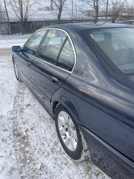 Седан BMW 5 серия 2001 года, 680000 рублей, Красноярск