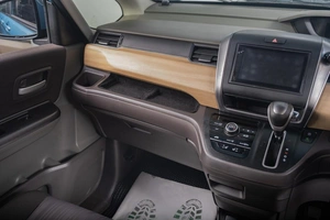 Минивэн Honda Freed 2018 года, 1499000 рублей, Томск