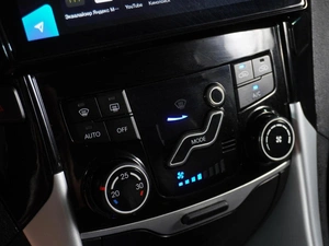 Седан Hyundai Sonata 2011 года, 939000 рублей, Воронеж