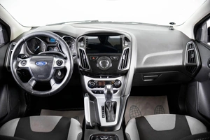 Хетчбэк Ford Focus 2013 года, 679000 рублей, Пермь