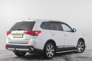 Внедорожник Mitsubishi Outlander 2018 года, 2579000 рублей, Кемерово