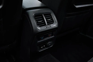 Внедорожник Volkswagen Tiguan 2020 года, 4299000 рублей, Ульяновск
