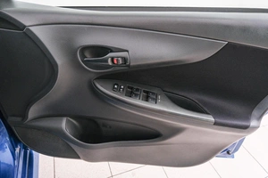 Универсал Toyota Corolla Fielder 2011 года, 1029000 рублей, Красноярск