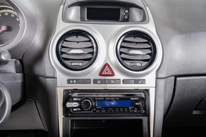 Хетчбэк Opel Corsa 2010 года, 379000 рублей, Томск