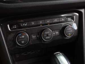 Внедорожник Volkswagen Tiguan 2018 года, 2269000 рублей, Воронеж