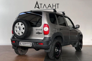 Внедорожник Chevrolet Niva 2014 года, 619000 рублей, Красноярск