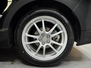 Лифтбек Toyota Prius 2017 года, 1747000 рублей, Красноярск