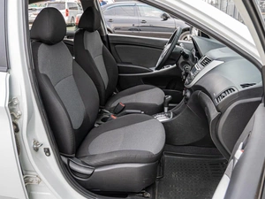 Седан Hyundai Solaris 2012 года, 1020000 рублей, Краснодар