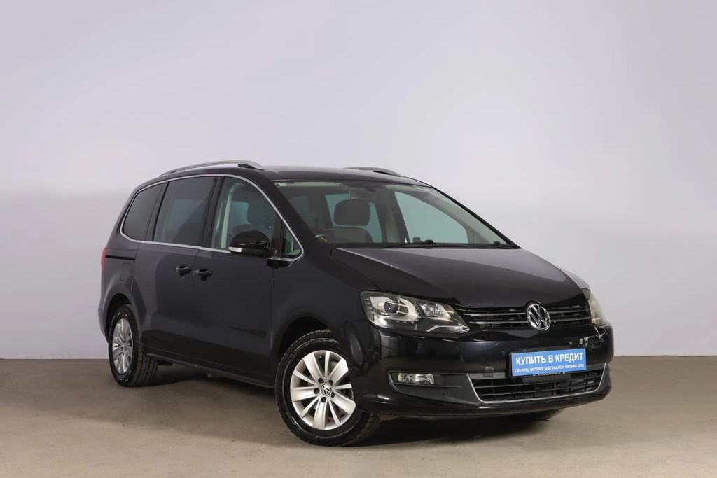 Минивэн Volkswagen Sharan 2013 года, 1389000 рублей, Новосибирск