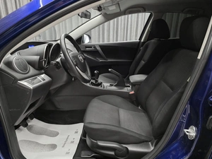 Седан Mazda 3 2011 года, 829000 рублей, Красноярск