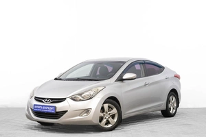 Седан Hyundai Avante 2011 года, 949000 рублей, Барнаул