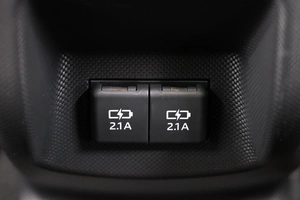 Внедорожник Toyota Raize 2020 года, 1909000 рублей, Омск