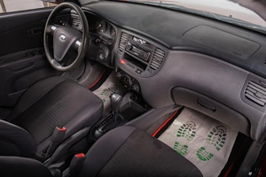 Седан Kia Rio 2007 года, 579000 рублей, Томск