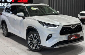 Внедорожник Toyota Highlander 2025 года, 4927000 рублей, Красноярск