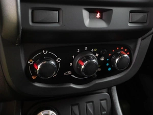 Внедорожник Renault Duster 2017 года, 1249000 рублей, Тюмень