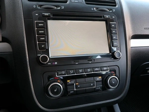 Седан Volkswagen Jetta 2010 года, 689000 рублей, Волгоград