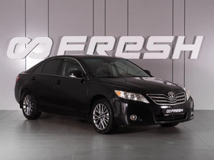 Седан Toyota Camry 2011 года, 1335000 рублей, Красный Пахарь