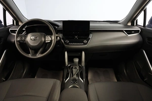 Внедорожник Toyota Corolla Cross 2024 года, 2989000 рублей, Новосибирск