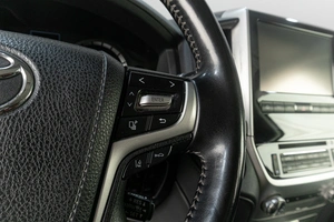 Внедорожник Toyota Land Cruiser 2016 года, 5079000 рублей, Челябинск