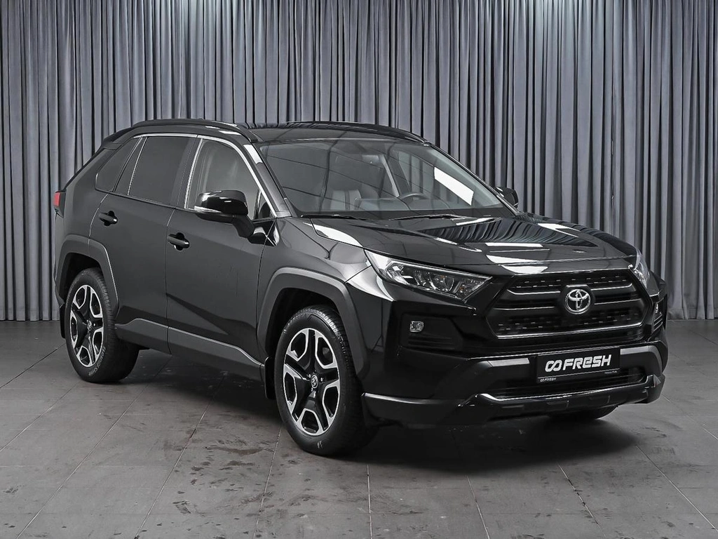 Внедорожник Toyota RAV4 2021 года, 4249000 рублей, Ставрополь