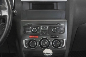 Хетчбэк Citroen C4 2012 года, 709000 рублей, Кемерово