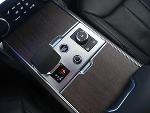 Внедорожник Land Rover Range Rover 2022 года, 15599077 рублей, Москва