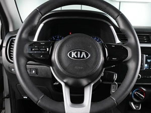 Седан Kia Rio 2021 года, 1389000 рублей, Ростов-на-Дону