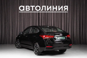 Седан Hyundai Solaris 2017 года, 1079000 рублей, Красноярск