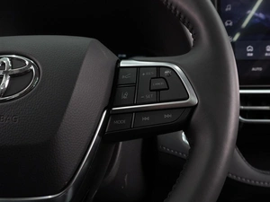 Внедорожник Toyota Highlander 2025 года, 5775000 рублей, Воронеж