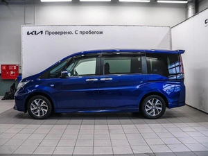 Минивэн Honda Stepwgn Spada 2016 года, 1850000 рублей, Красноярск
