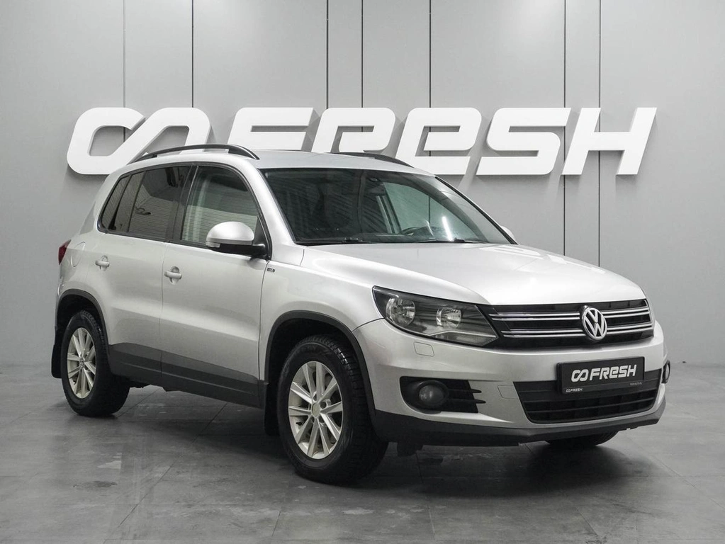 Внедорожник Volkswagen Tiguan 2016 года, 1435000 рублей, Воронеж