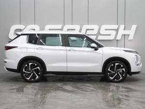 Внедорожник Mitsubishi Outlander 2022 года, 3819000 рублей, Воронеж