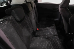 Хетчбэк Toyota Ractis 2014 года, 899000 рублей, Новокузнецк