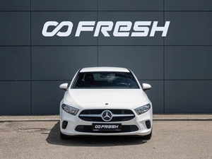 Седан Mercedes-benz A-класс 2019 года, 2420000 рублей, Краснодар