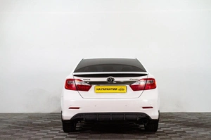 Седан Toyota Camry 2013 года, 1939000 рублей, Сургут