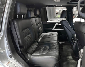 Внедорожник Toyota Land Cruiser 2018 года, 6900000 рублей, Красноярск