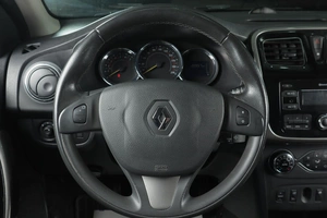 Хетчбэк Renault Sandero Stepway 2018 года, 929000 рублей, Тюмень