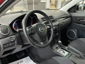 Хетчбэк Mazda 3 2008 года, 737000 рублей, Солонцы