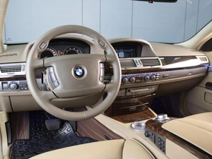 Седан BMW 7 серия 2005 года, 2159000 рублей, Омск