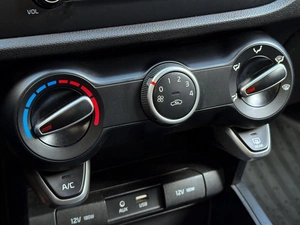 Хетчбэк Kia Rio X-Line 2019 года, 1779000 рублей, Кропоткин