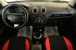 Хетчбэк Ford Fusion 2007 года, 489000 рублей, Омск