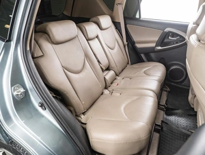 Внедорожник Toyota RAV4 2008 года, 1499000 рублей, Тюмень