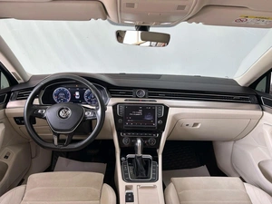 Седан Volkswagen Passat 2016 года, 1700000 рублей, Смоленск