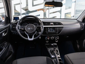 Хетчбэк Kia Rio X-Line 2019 года, 1640000 рублей, Краснодар